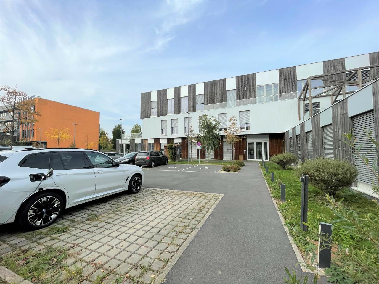 Bureau Villeneuve-d'Ascq 2449m² Location bureau Villeneuve-d'Ascq Nord OLBUR2316000 3